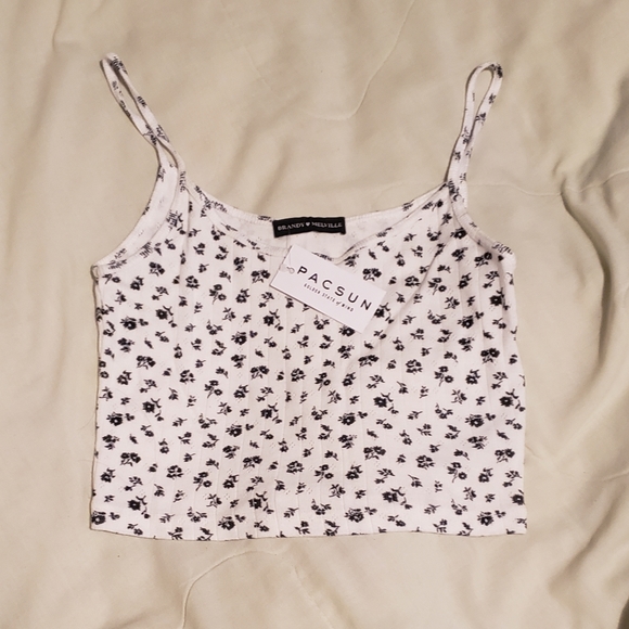 Brandy Melville Tank - Picture 1 of 2